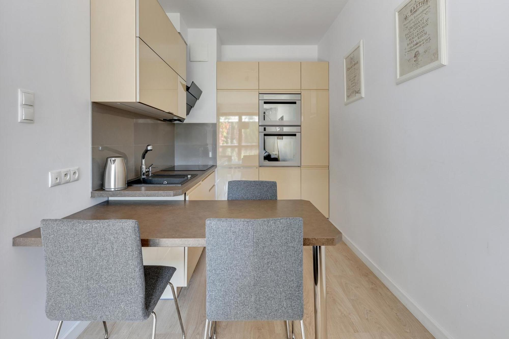 Dom & House - Apartamenty Nadmorski Dwor Gdańsk Kültér fotó